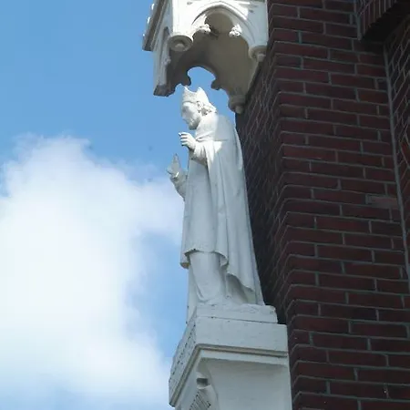 ホテル Restaurant La Sonnerie ソン・エン・ブリューゲル