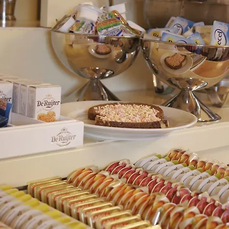 Hotel Restaurant La Sonnerie Son en Breugel