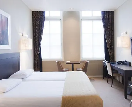 ホテル Restaurant La Sonnerie