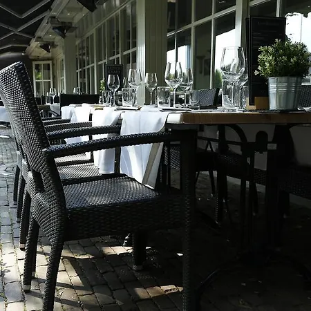 Restaurant La Sonnerie 아들엔부르거