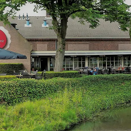 ホテル Restaurant La Sonnerie ソン・エン・ブリューゲル