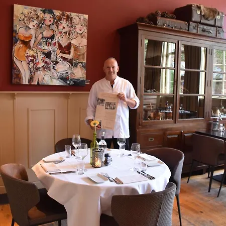 ホテル Restaurant La Sonnerie 4*