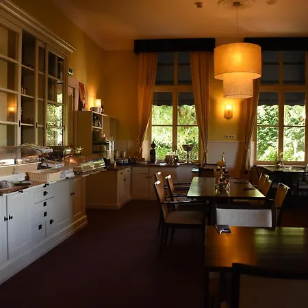 Restaurant La Sonnerie 4*