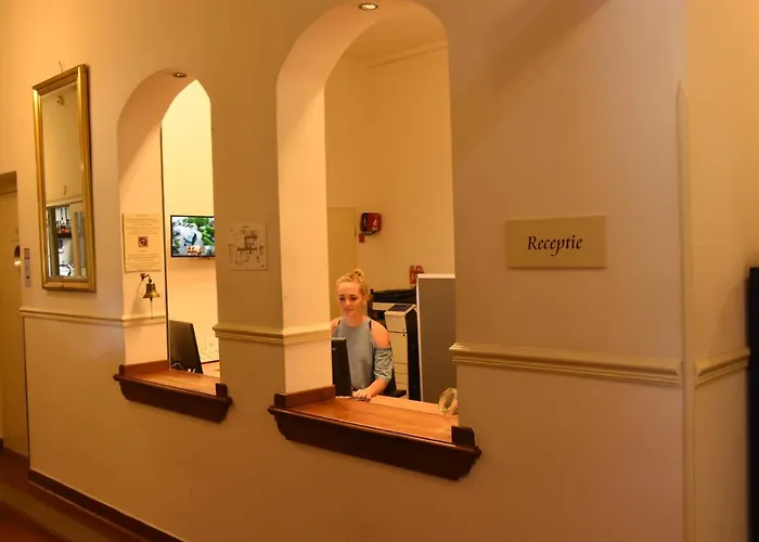 Hotel Restaurant La Sonnerie 4*