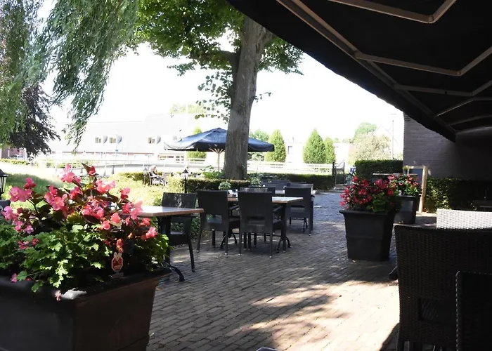 Restaurant La Sonnerie ホテル 4*