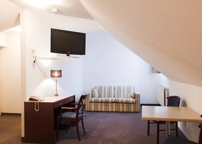 Hotel Restaurant La Sonnerie Son en Breugel