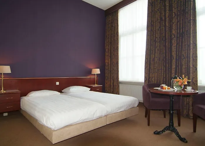 Restaurant La Sonnerie Hotel 4*